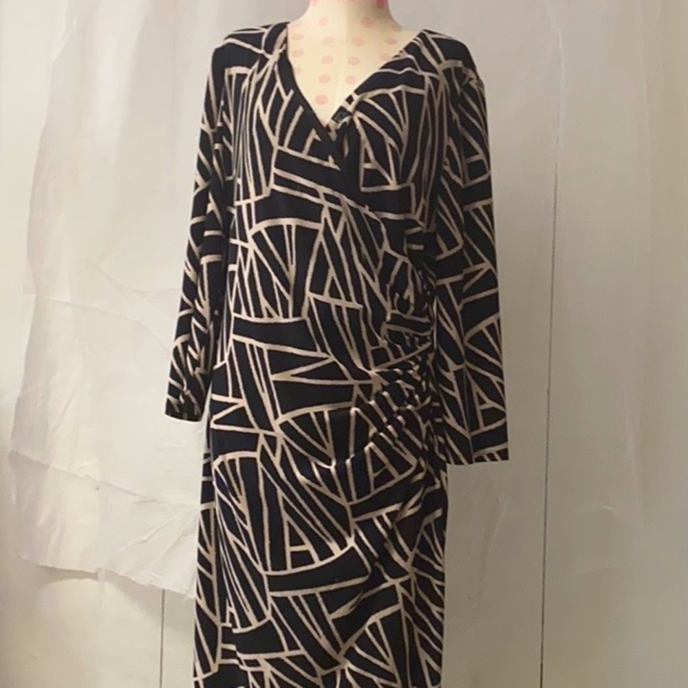 Chaps Fitted Black and Beige Surplice Dress, size XL Good Condition